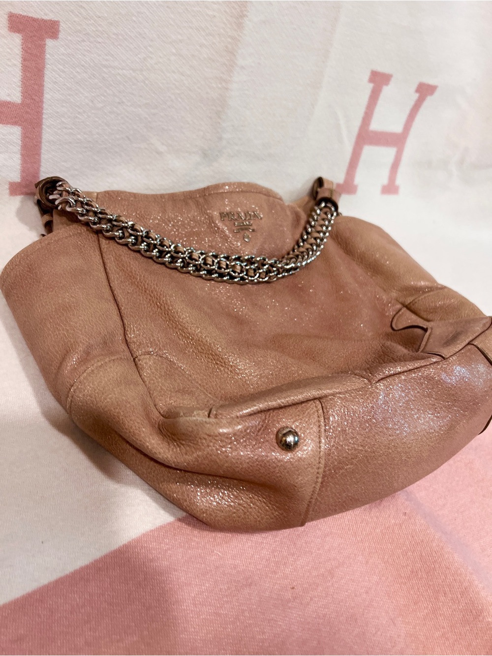 PRADA⭐️Rusty Tan Leather Vitello Daino Shoulder Bag with Chain Strap - Picture 8 of 11